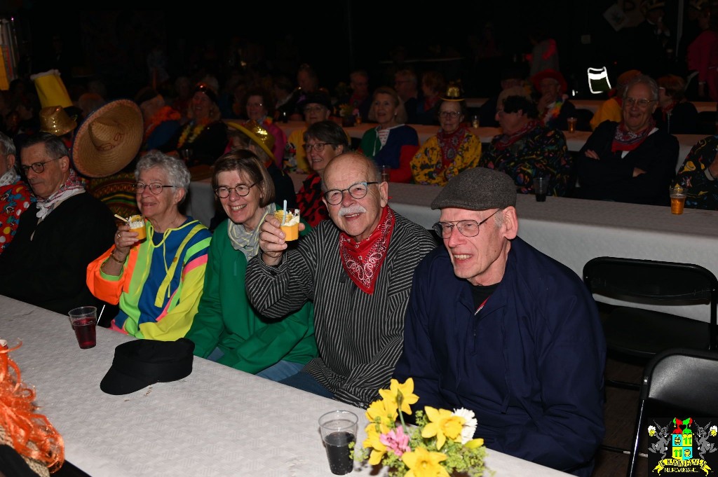 ../Images/Seniorencarnaval 2026 097.jpg